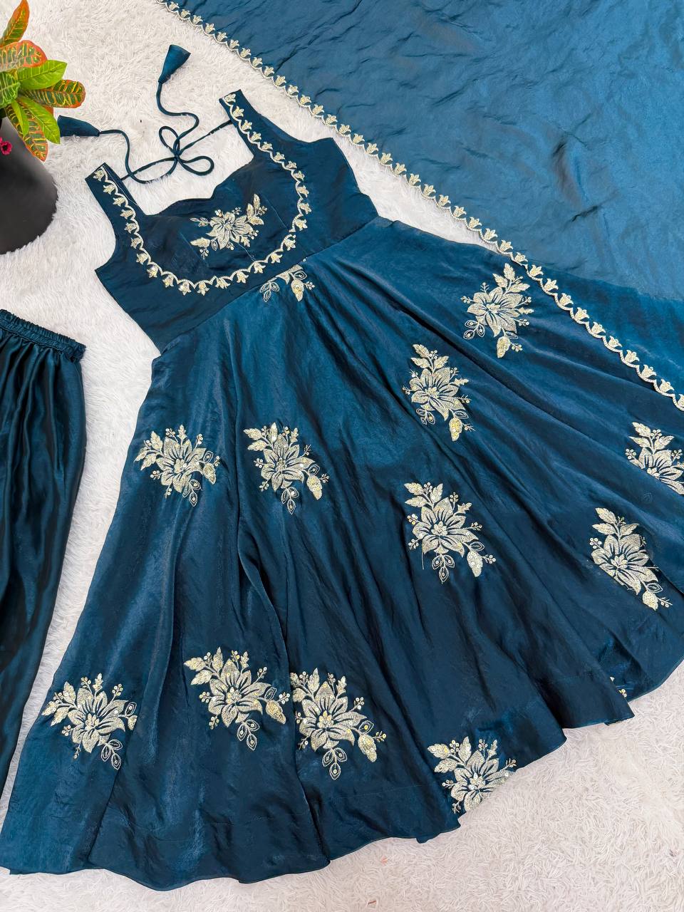 Blooming Zari Flared Anarkali Set