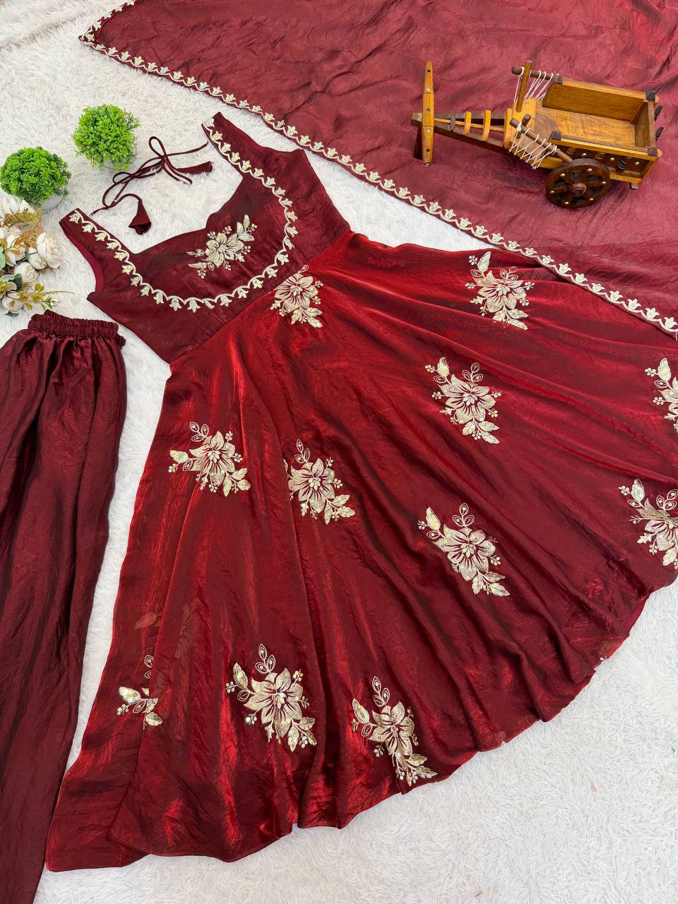 Blooming Zari Flared Anarkali Set