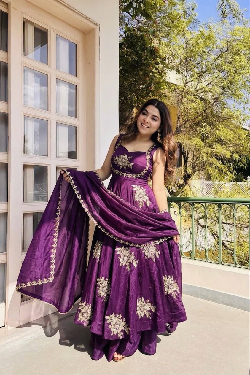 Blooming Zari Flared Anarkali Set