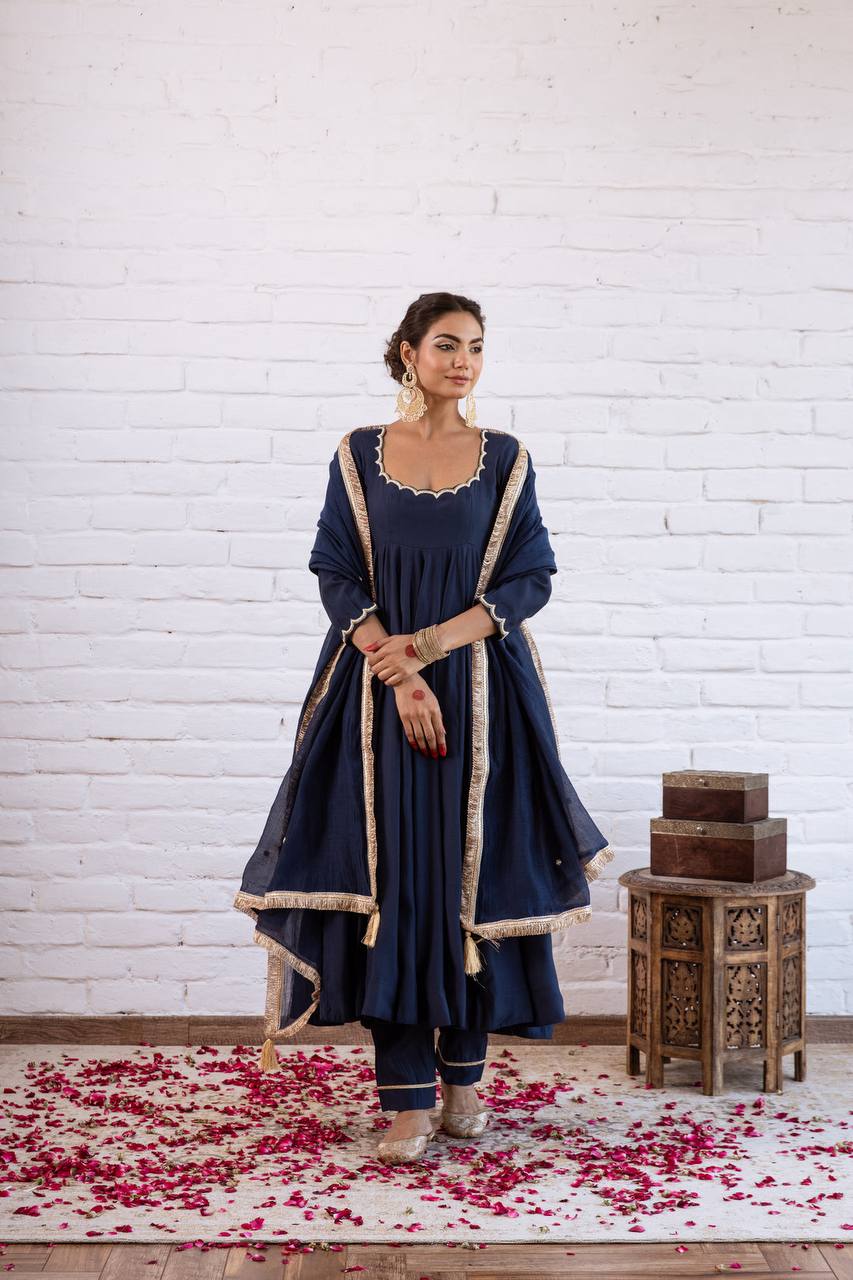AUMVIRVA Women's Solid Chanderi Silk Anarkali Suit Set with Scalloped Neck, Straight Pants and Organza Dupatta